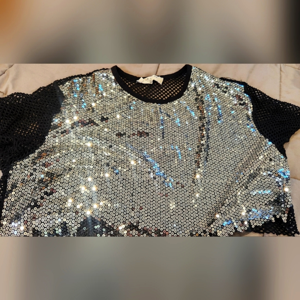 Emma & Sam sequin fishnet crop top CUTE